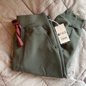 FIGS High Waisted Zamora Jogger Scrubs